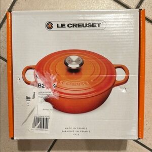 Le Creuset Orange Cookware Enameled Cast Iron Dutch Oven Box Only